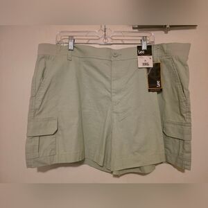 Lee Women's Light Green Cargo Shorts